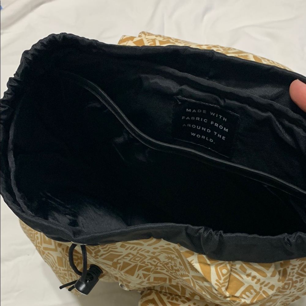 Yellow Serengetee Patterned Backpack - image 8